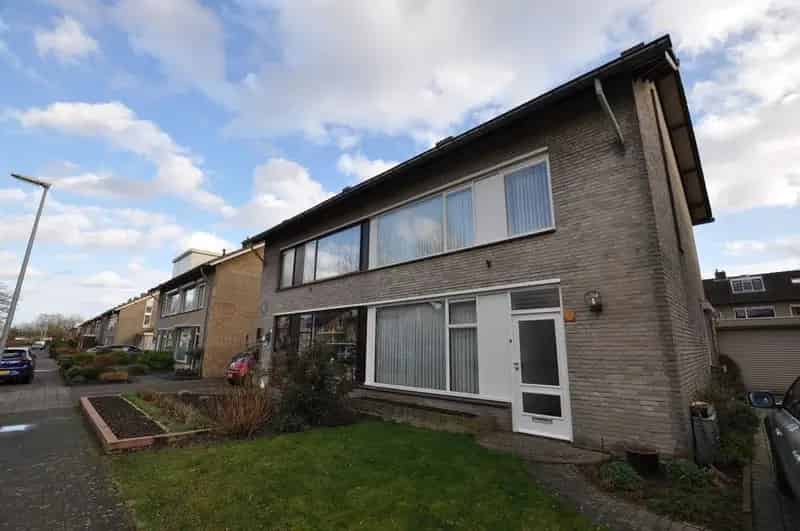Halfvrijstaande woning Zeelst nabij Veldhoven ASML MMC