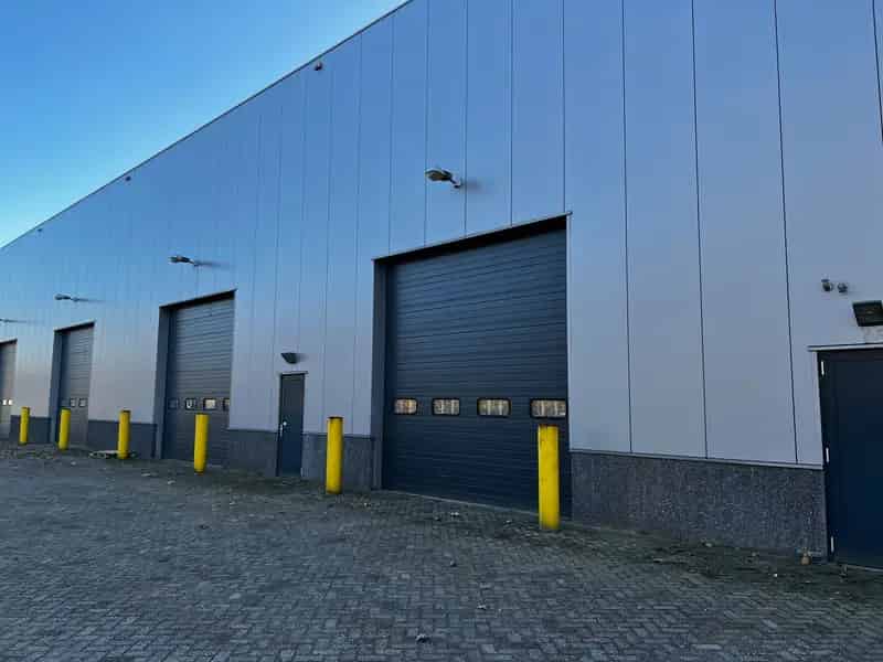 Bedrijfshal Eygelshoven | Zoek bedrijfshallen te huur: Nievelsteenstraat 20 6471 CB Eygelshoven 