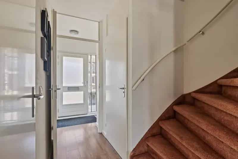 Ruime 4 Slaapkamers 2 Onder 1 Kapwoning Best