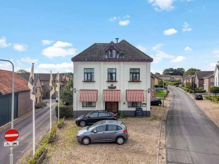 Villa Te Koop in Beek, Limburg