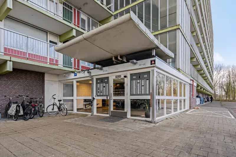 Appartement te koop Overwhere-Noord: Starterse appartement met balkon