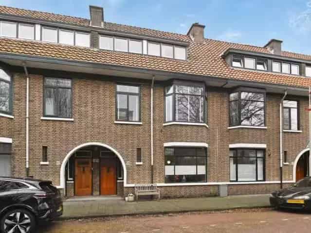 Parterre woning Benoordenhout 2 slaapkamers tuin