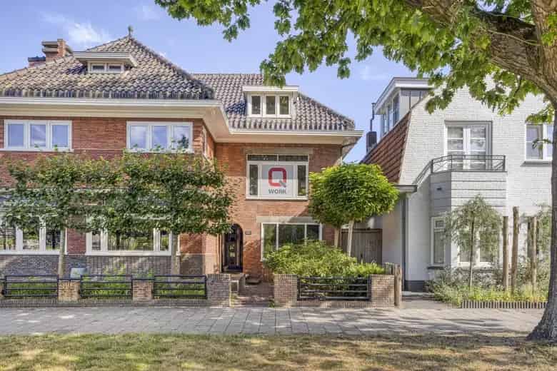 233 m2 Kantoorruimte te Huur Waalwijk