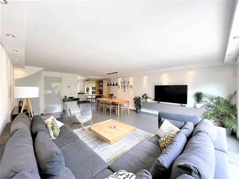 Gemeubileerde Hoekwoning te huur Amstelveen