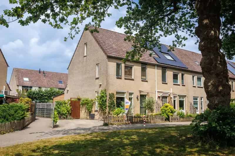 Hoekwoning 4 slaapkamers Ede Albert Cuypstraat