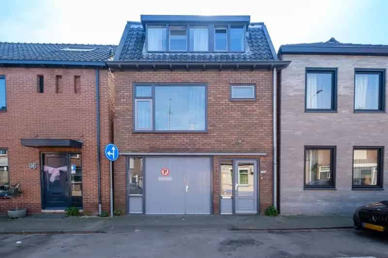 Stadspand Genemuiden Garage Tuin 4 slaapkamers