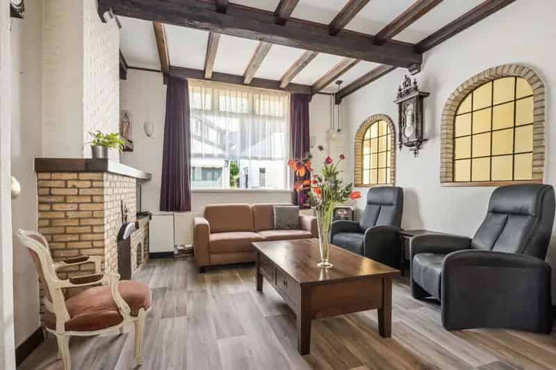 Huis te koop Breda Zandbergweg 3 slaapkamers zonnige tuin