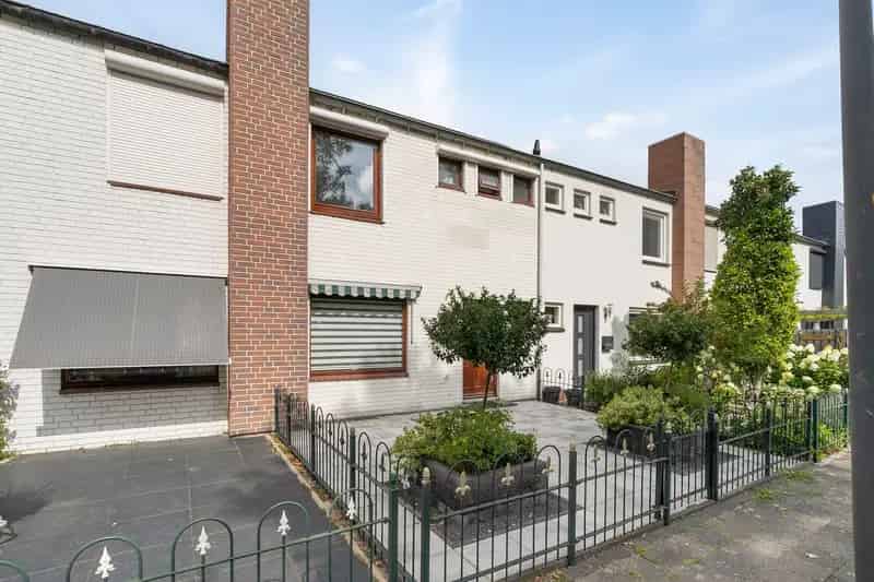 Huis te koop: Burgemeester Pruissingel 97 3131 JN Vlaardingen | Funda