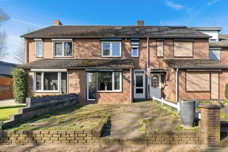 Kerkrade Vink: 3 Slaapkamers Familiewoning Nabij Parkstad Ring