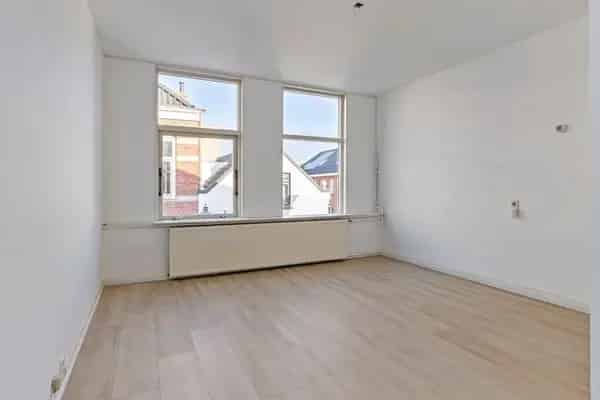 4 Kamer Bovenwoning Hoek van Holland Centrum