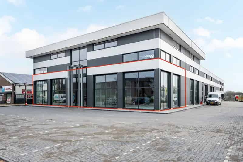 Bedrijfshal te huur Nuth 480m² showroom opslag A76