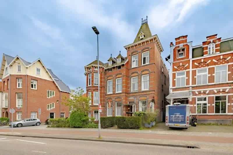 Belegging Haarlem: Uniek Verhuurd Object 770m²