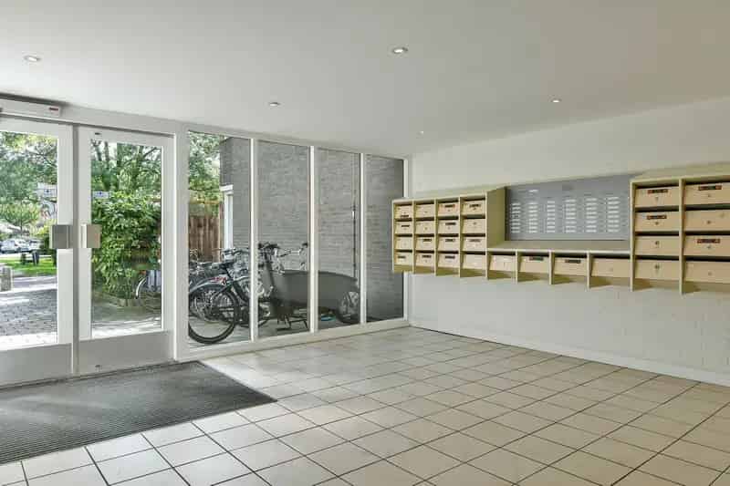 2 Kamer Appartement Hoofddorp Ruime Tuin Instapklaar