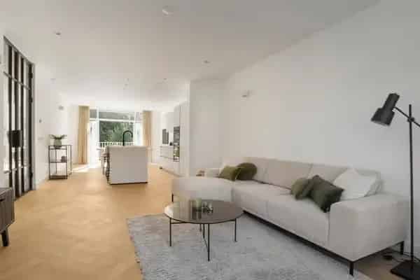 3 Kamer Appartement Rivierenbuurt Amsterdam