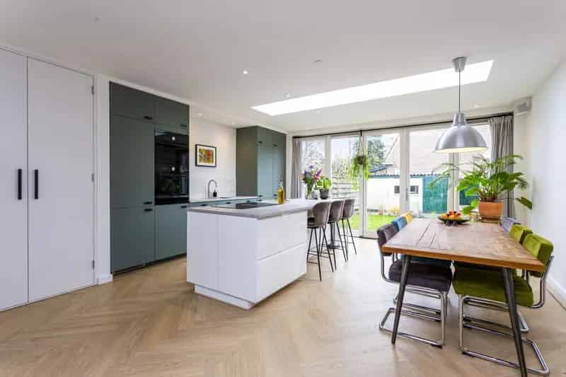 Moderne Tussenwoning Utrecht Centrum Nabij