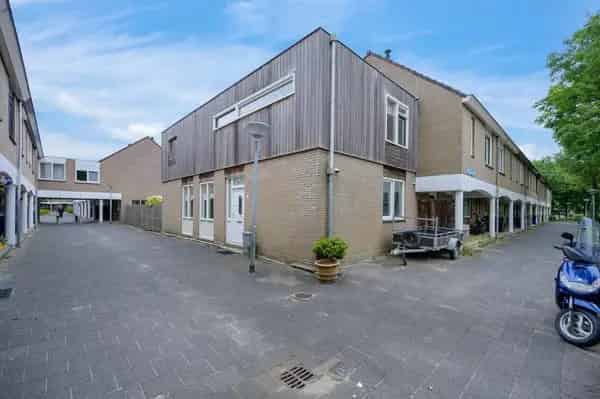 Hoekwoning Waterwijk Almere nabij A6 en A27
