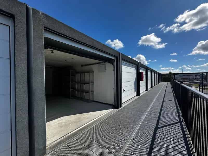 Garagebox te Huur Purmerend Baanstee Noord - 24 7 Toegang Beveiligd