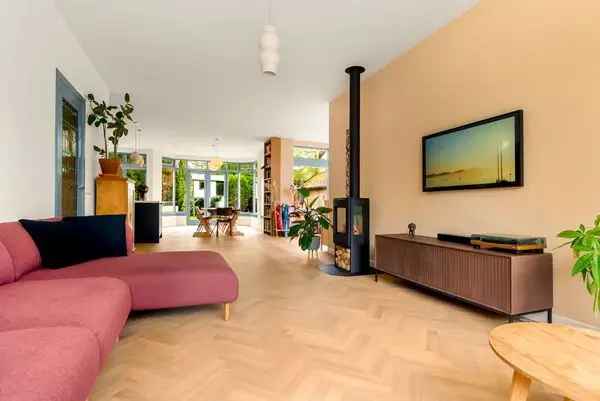 Moderne Villa te Huur Santpoort Zuid 8 maanden