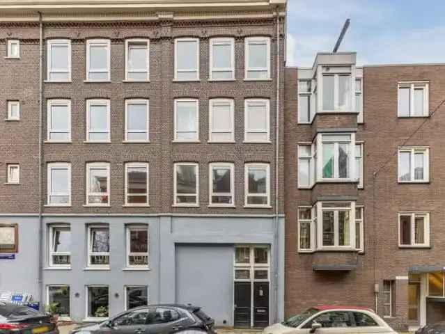 Studio Appartement Spaarndammerbuurt 22m²