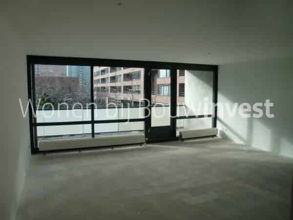Modern 3-kamerappartement Louis Pregerkade Rotterdam Havenzicht
