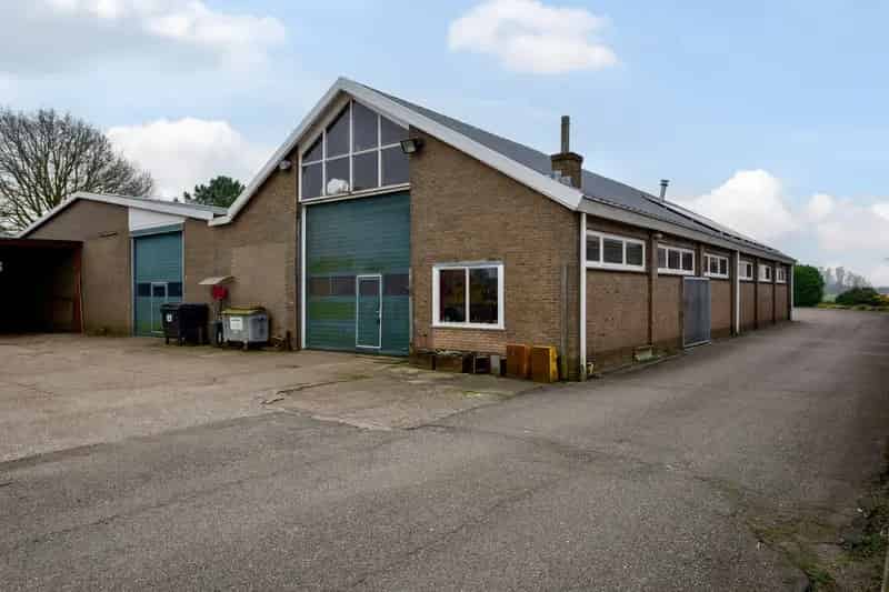 Bedrijfshal Nederhorst den Berg | Zoek bedrijfshallen te huur: Middenweg 83 1394 AE Nederhorst den Berg 