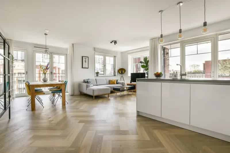 Luxe Appartement Diemen 4 kamers 3 slaapkamers balkon parkeerplaats