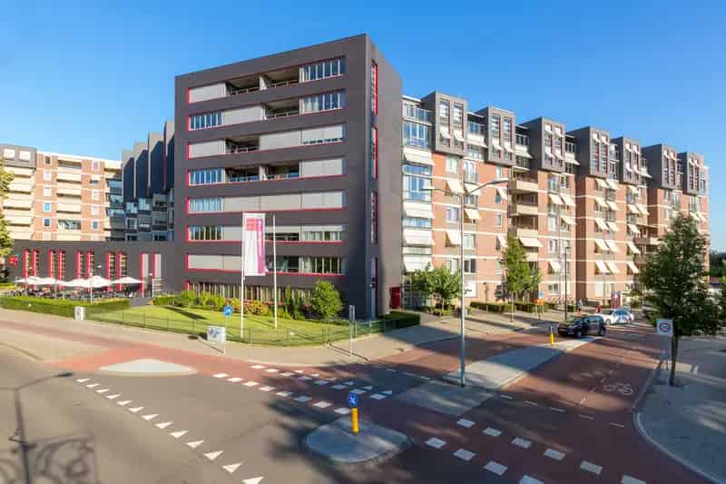 Studio 55 plussers zorgarrangement bushalte begane grond