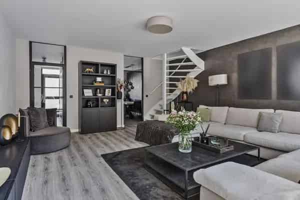 Ruime Maisonnette met Dakterras 50m2 Moderne Keuken Badkamer