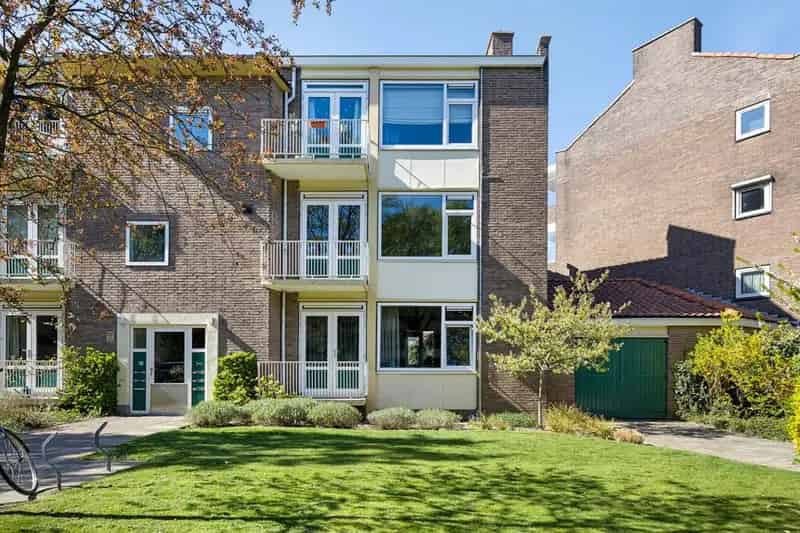 50er Jaren Hoekappartement Indische Buurt Balkon Loggia Berging