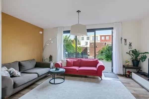Ruime 5 Slaapkamer Huis Den Haag Nabij Station