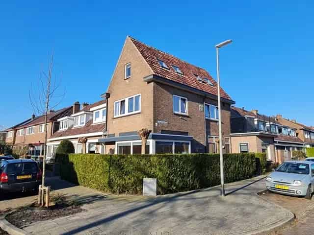 5 Kamer Eengezinswoning Deventer te Huur 135m2