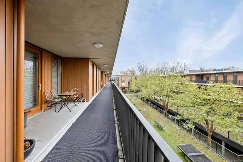 Ruim appartement 105m2 Hof van Zuidwijk Eigen parkeerplaats
