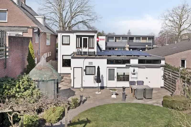 Grote gezinswoning te Wierden 3 slaapkamers 2 badkamers