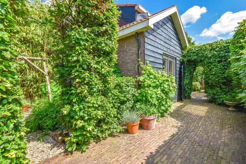 Karakteristieke woning Laren NH 4 slaapkamers ruime tuin