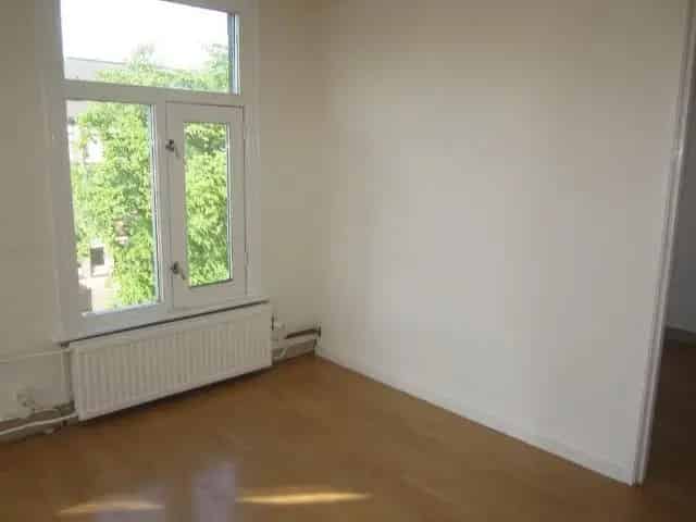 2 Kamer Appartement Arnhem Burgemeesterkwartier Nabij NS Station