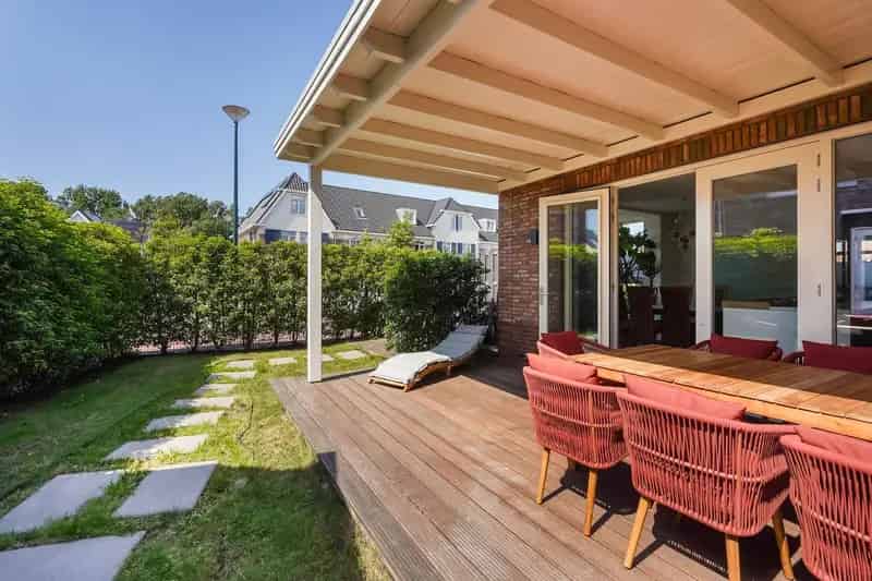 Huis te koop: Nadine Gordimerlaan 3 2553 ZA Den Haag 