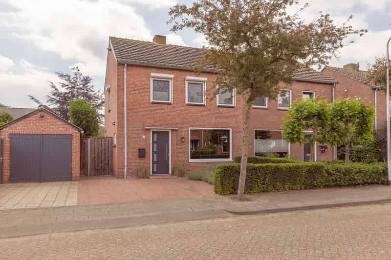 Huis te koop Zundert Plataanstraat 3 slaapkamers tuin