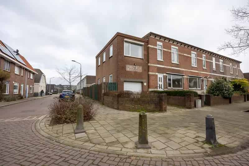 Huis te koop Nijmegen Biezenstraat 131m2 Grote garage