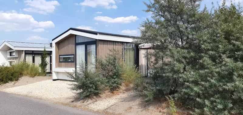 Chalet te koop aan de kust: 4 personen, eigen grond, recreatiemogelijkheden