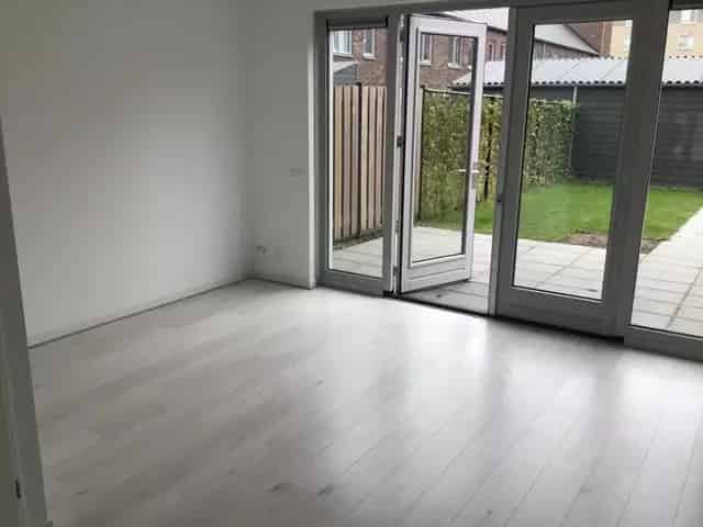 Hoekwoning Eindhoven 5 Kamers 109m2 Huur