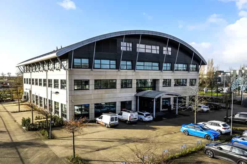 Kantoorruimte te huur Lijnden 780m2 Energiezuinig A++++