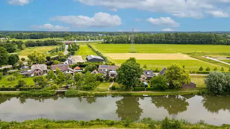 Huis te koop Odijk: Moderne woning aan de Kromme Rijn