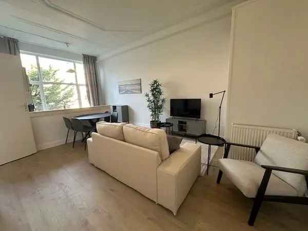 Gerenoveerd Appartement Laan van Meerdervoort Den Haag Short Stay