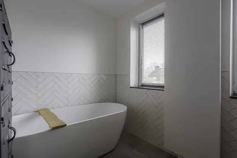 Jaren 30 woning te Eygelshoven 4 slaapkamers luxe badkamer