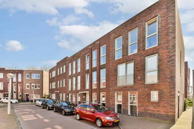 Ruime gezinswoning Sloterpark 4 slaapkamers  Dakterras Energielabel A