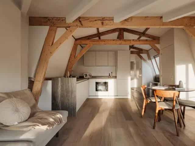 Appartement Amsterdam Kromme Waal 1 slaapkamer April 2025