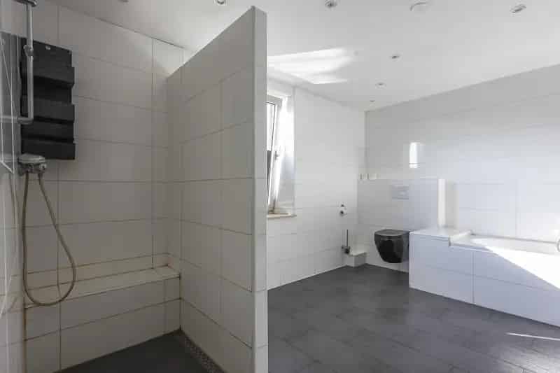 Halfvrijstaand woonhuis Kerkrade - Ruime tuin - Meerdere slaapkamers