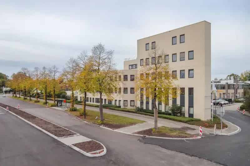 Kantoor Apeldoorn | Zoek kantoren te koop: Jean Monnetpark 1 7336 BA Apeldoorn 