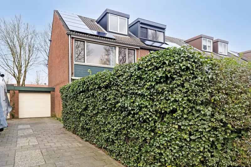 Huis te koop Vaassen 5 slaapkamers tuin garage HR++ glas