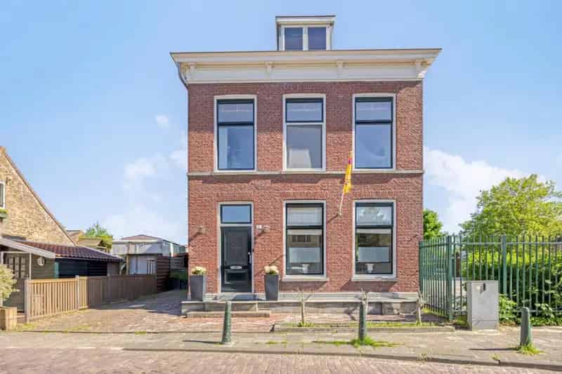 Sfeervolle woning te Kethel met 4 slaapkamers en tuin